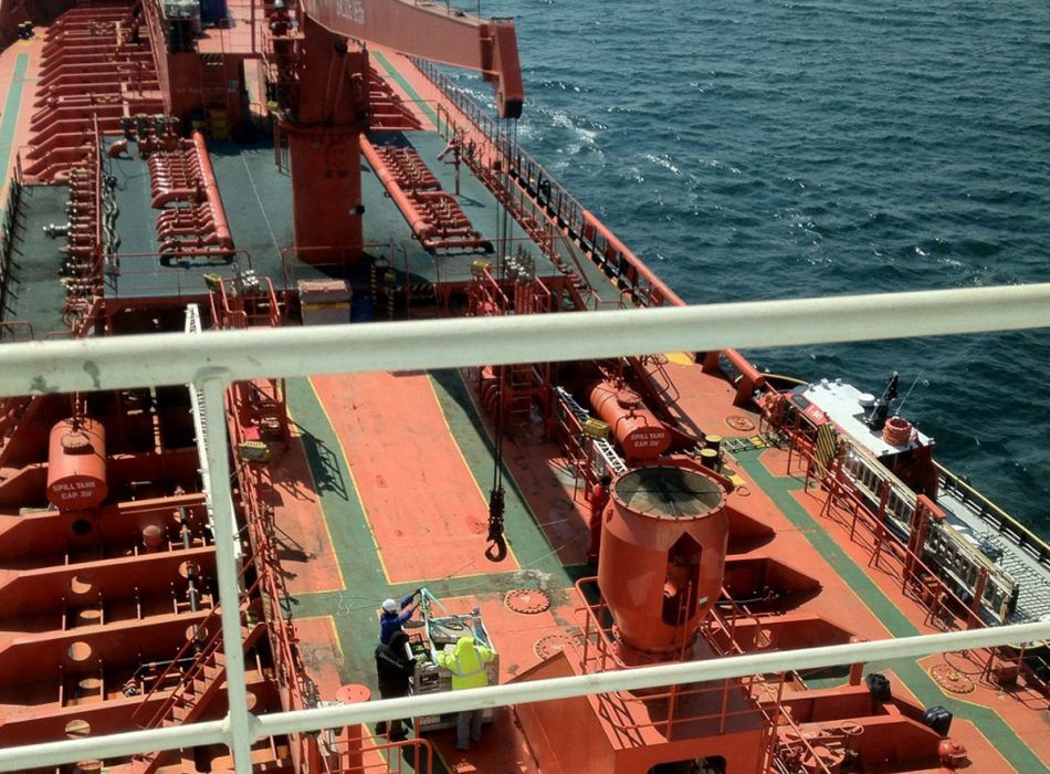 Bravo Ship team delivering supplies to a vessel in Aliaga