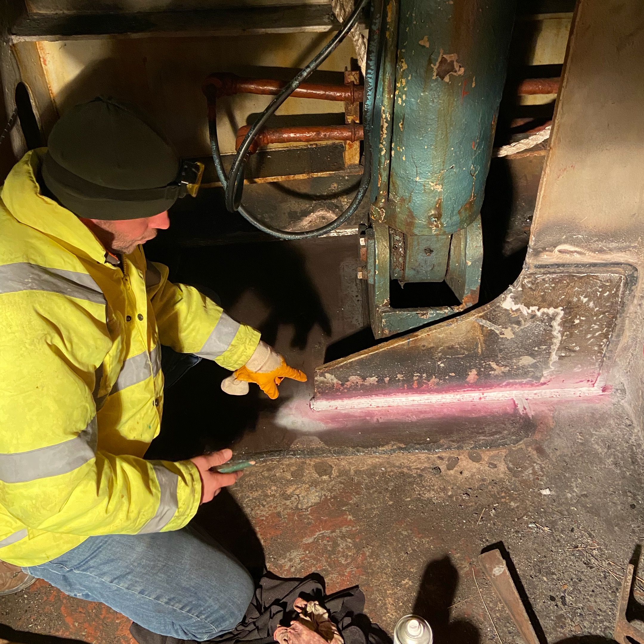 Ship repair operation on hatch cover hydraulic cylinder foundation performed onboard vessel in Turkey with structural correction and alignment works.